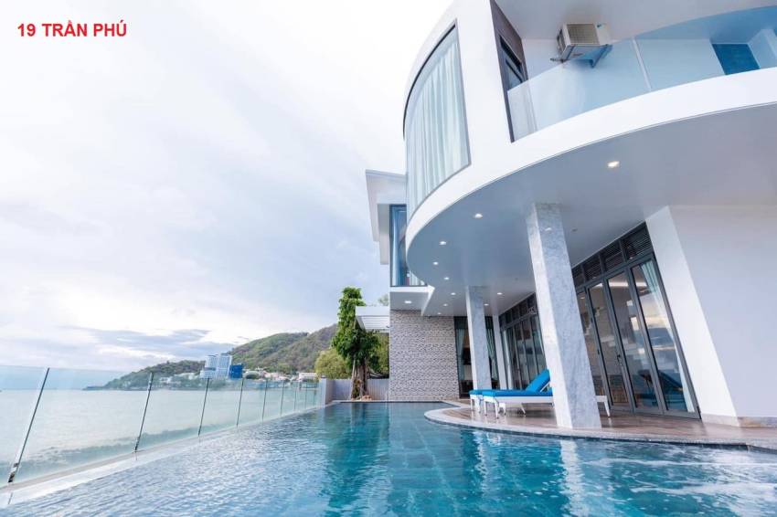 nên ở bãi trước hay bãi sau vũng tàu